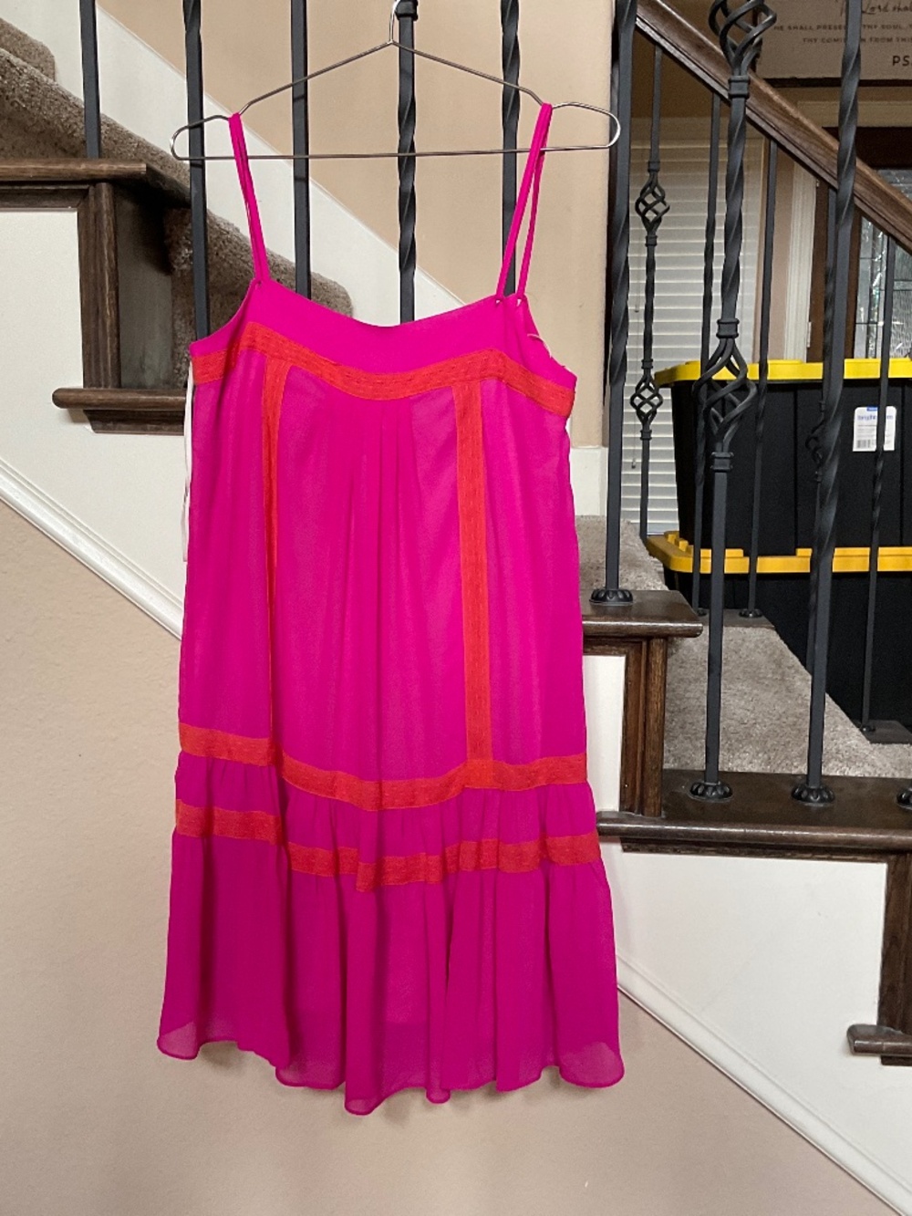 Rachel Roy flowy